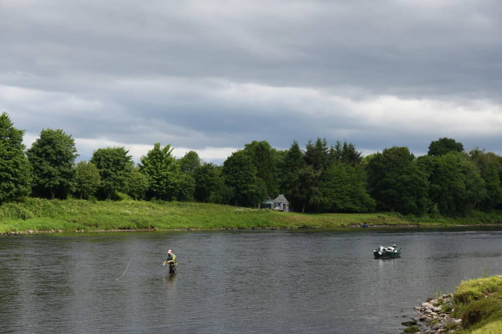 salmon-fishing-glenagles-river-tay-with-guide